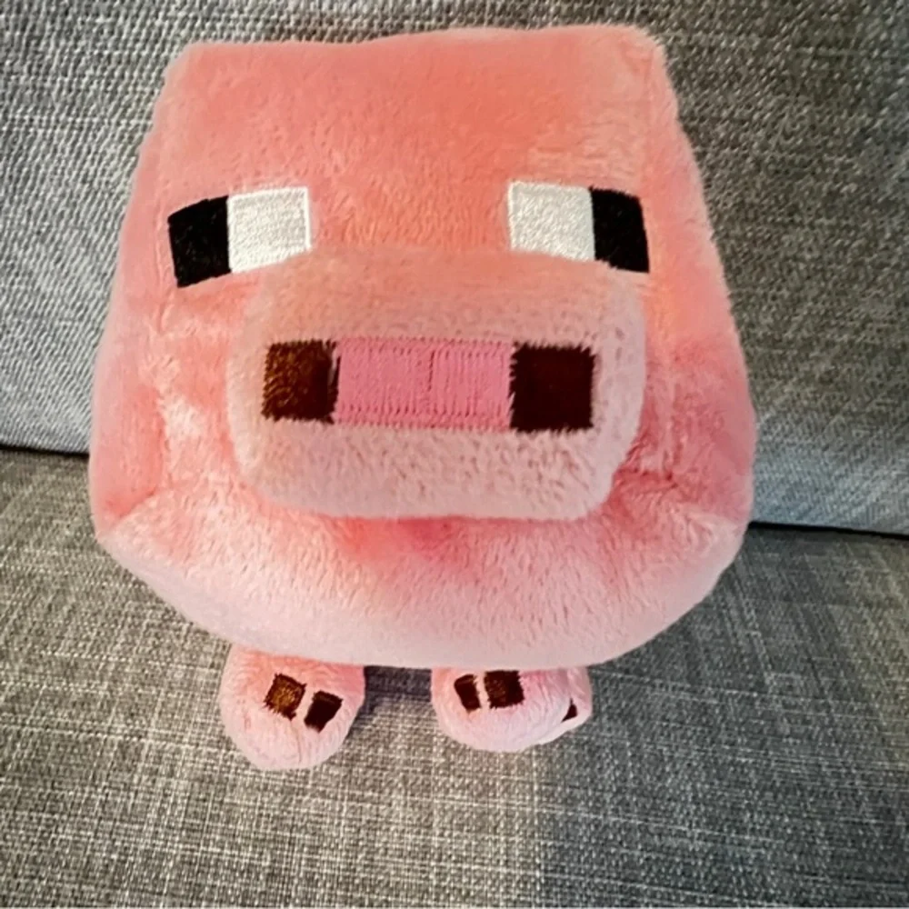MINECRAFT Pig Pink and White Stuffed Animal